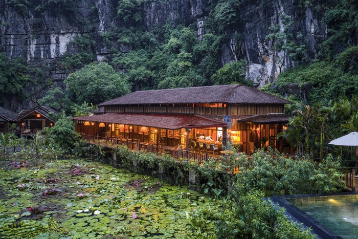 Không gian về Karsia
