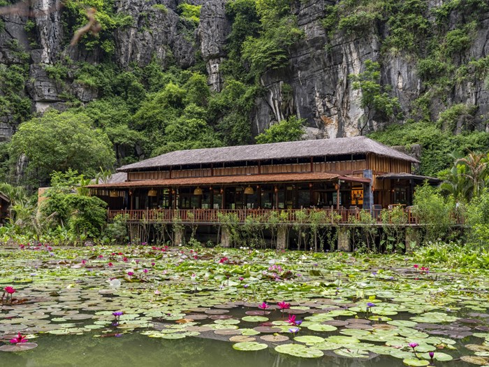 Không gian về Karsia
