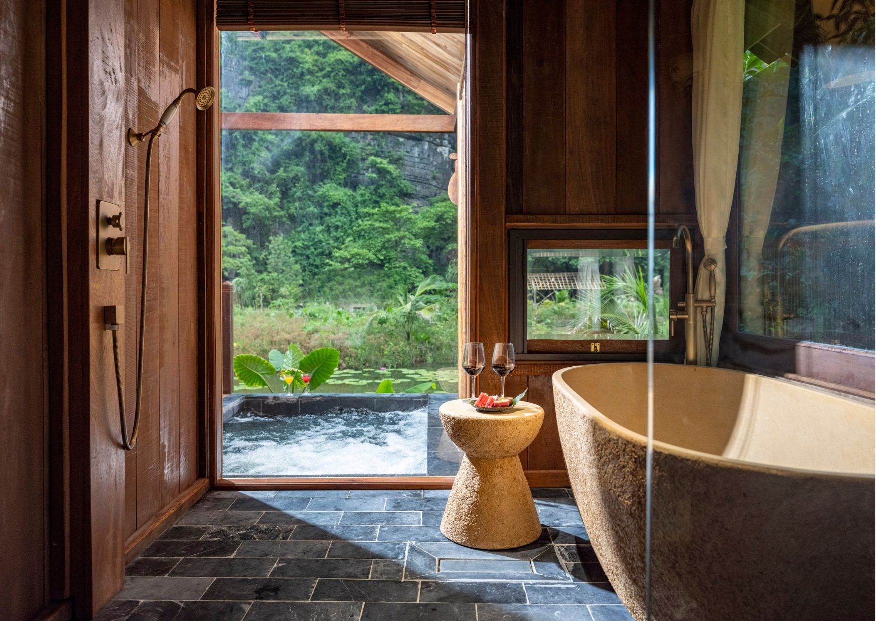 Valley Soaking Bungalow
