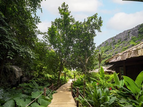 Valley Soaking Bungalow