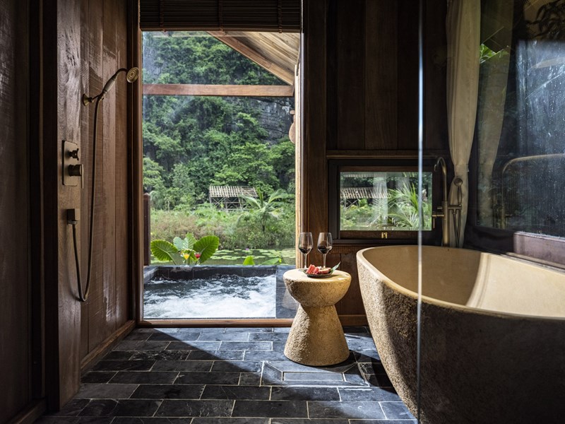 Valley Soaking Bungalow
