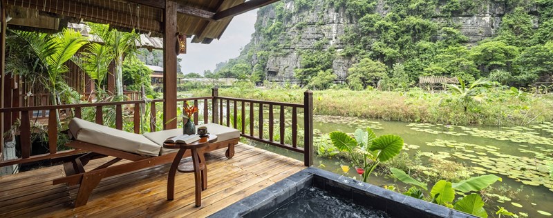 Valley Soaking Bungalow